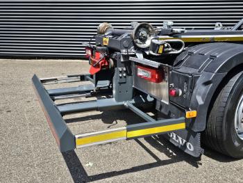 FM 420 6x2*4 / 28 tm KRAAN + HAAKARM